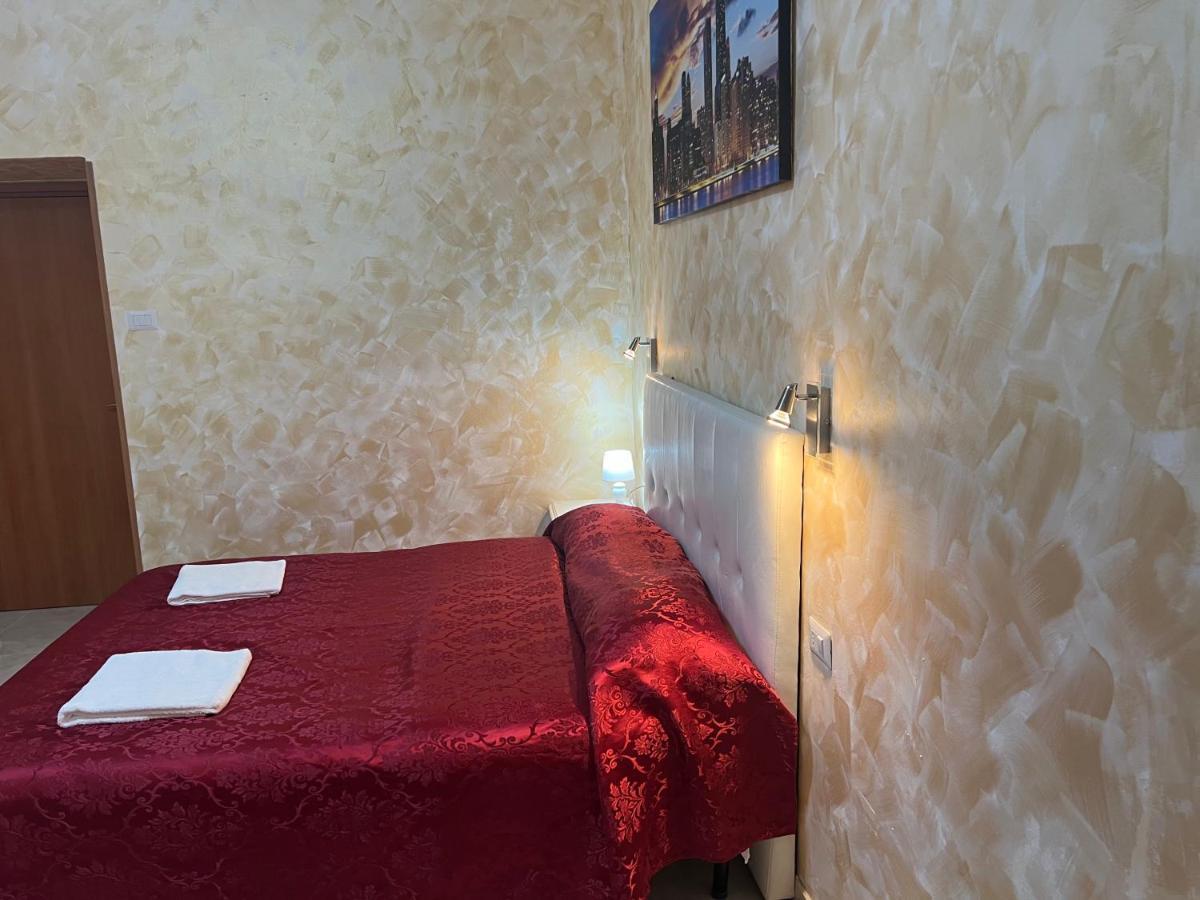 Monlight Guest House Rome Bagian luar foto